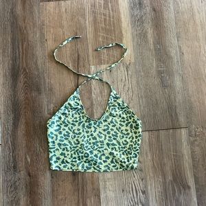 Green cheetah cropped tank